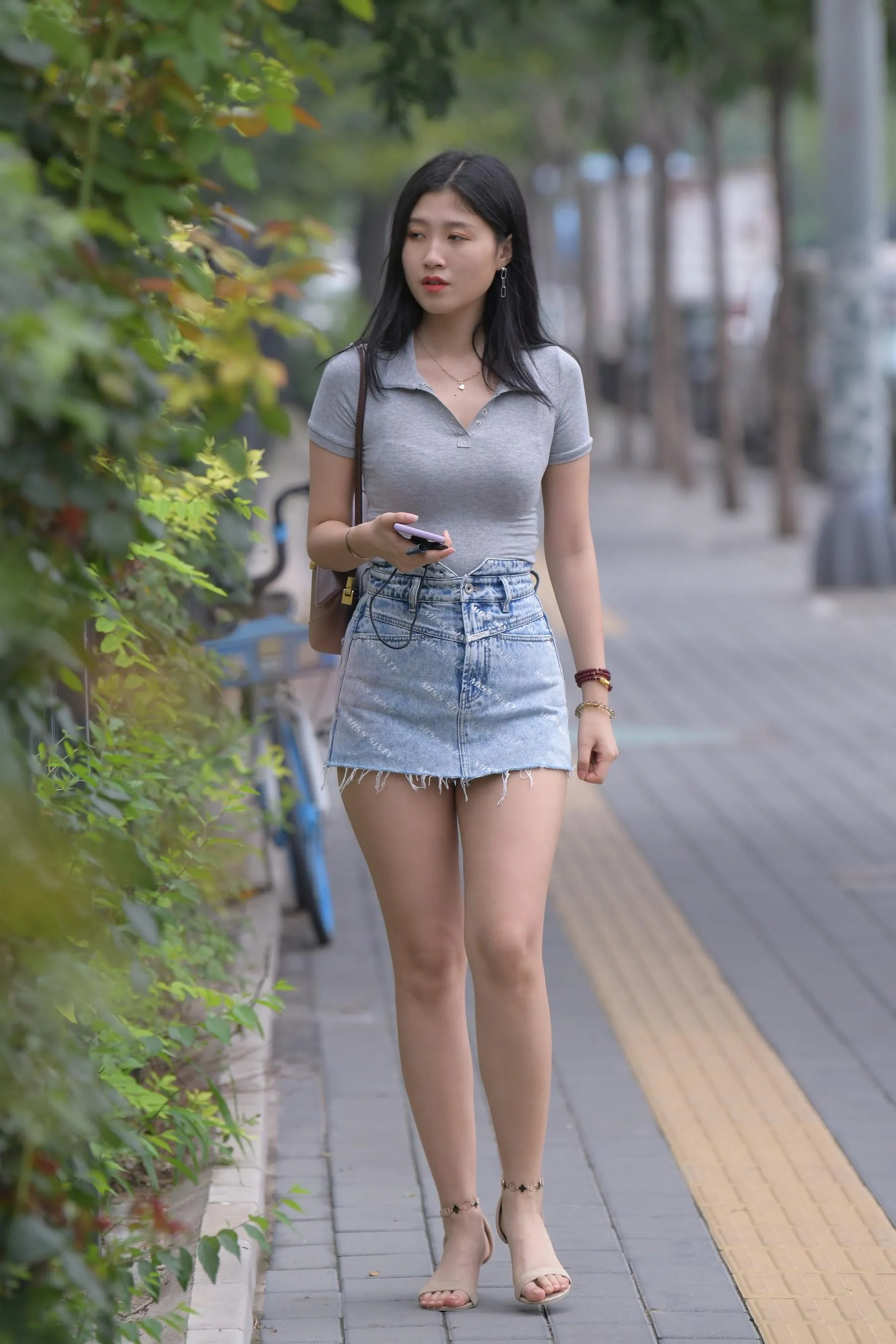 魔镜街拍 NO.169 一只麋鹿摄影-牛仔短裙美女 [235P]插图1